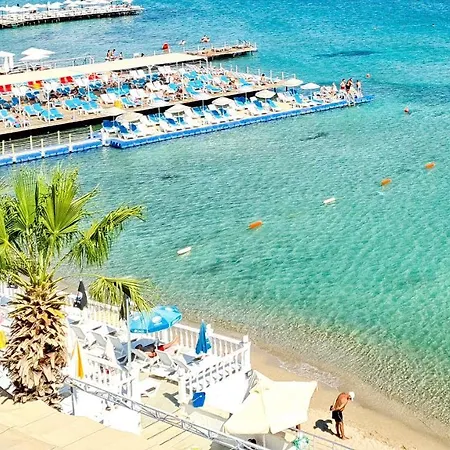 アパートホテル Hera Apart 2023 ディディム